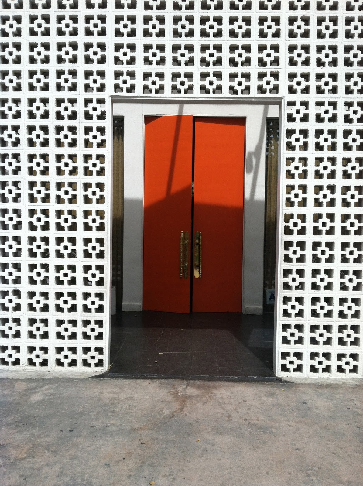 Meiselmania Iconic Decorative Concrete Screen Block.