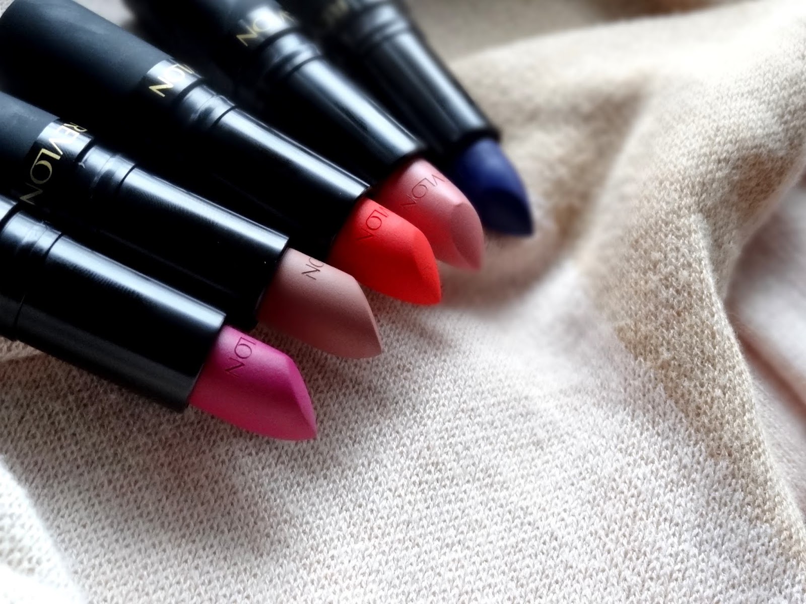 Revlon Super Lustrous Lipstick The Luscious Mattes With Photos Prices Reviews Cvs Pharmacy