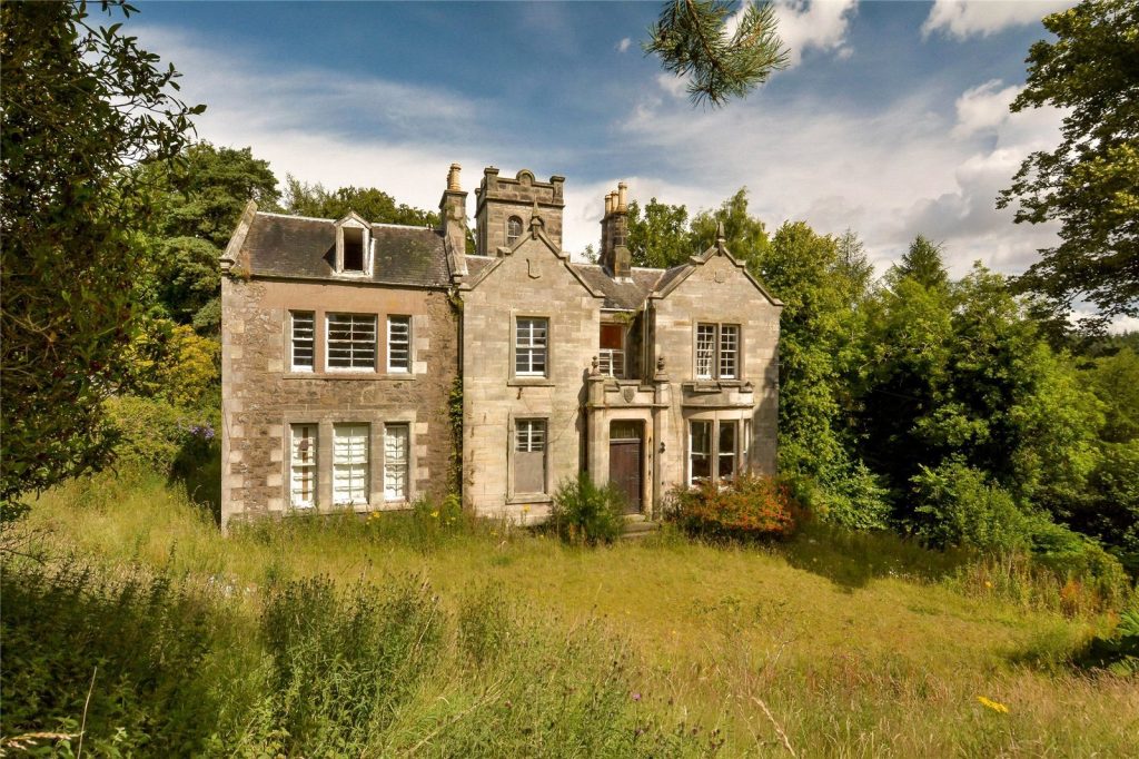 Wreck of the week A Scottish minicastle and the cutest smallholding