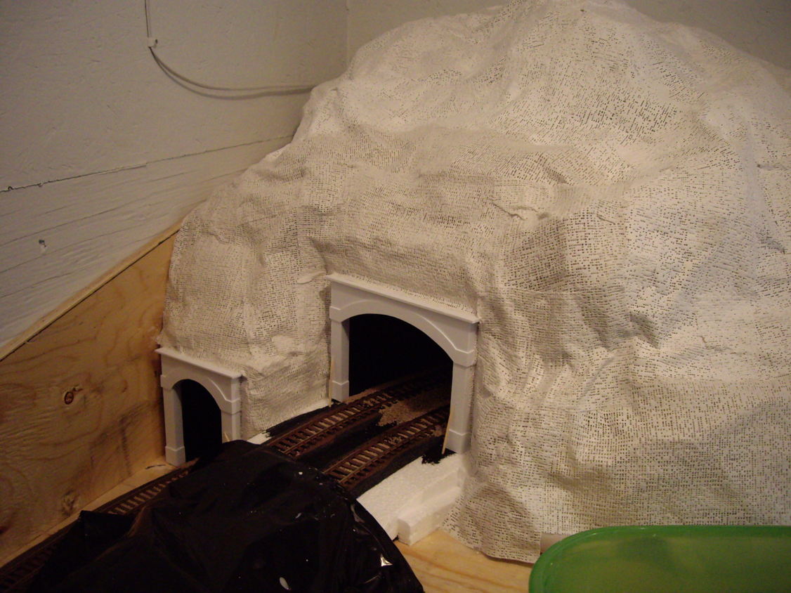 TY'S MODEL RAILROAD Mountain Tunnels Part II