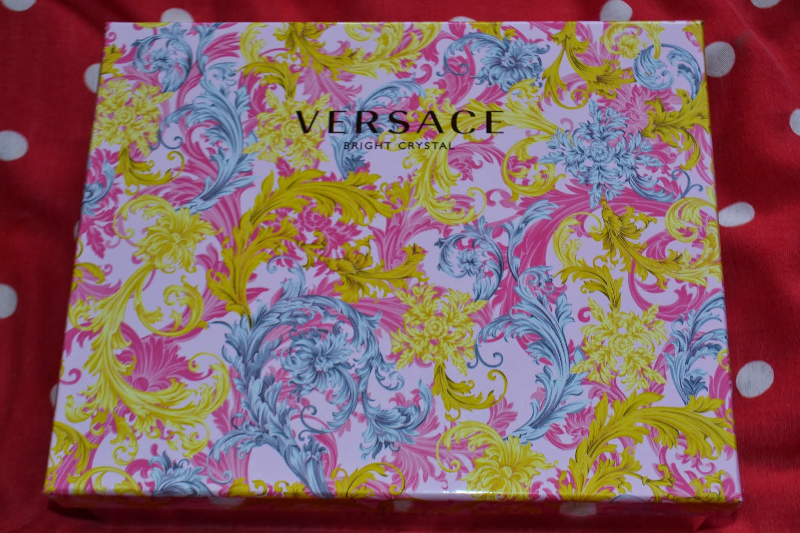 Forevermissvanity - A UK Lifestyle Blogger : Versace Bright Crystal Giftset