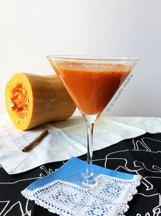 Bebida / Zumo de calabaza, zanahoria, manzana y coco. Vegano.