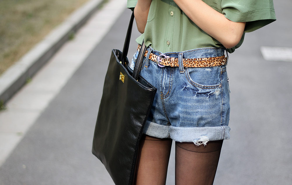Men's Distressed Denim Shorts main image 1
