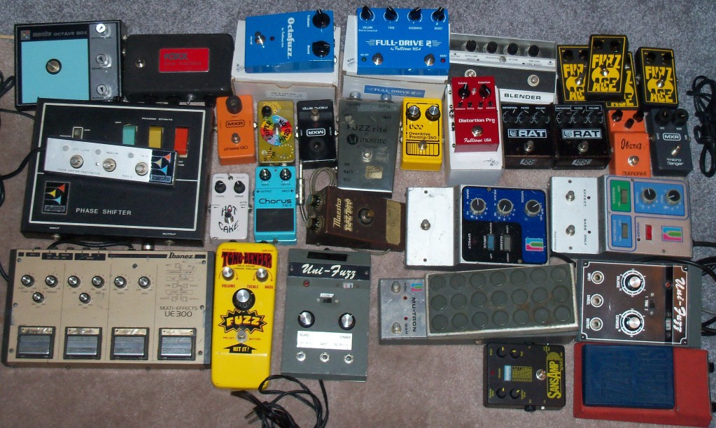 Craigslist Vintage Guitar Hunt More Effects Pedals Than You've ever