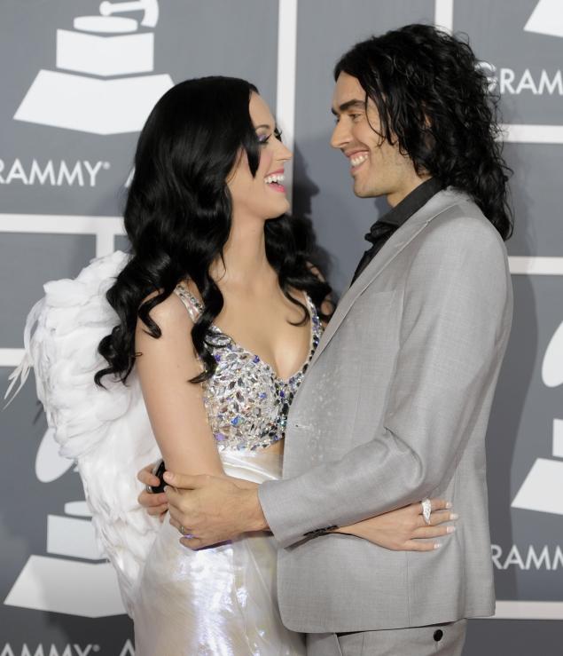 635px x 739px - Crazy Days and Nights: Russell Brand Says Sex With Katy Perry Was Awful