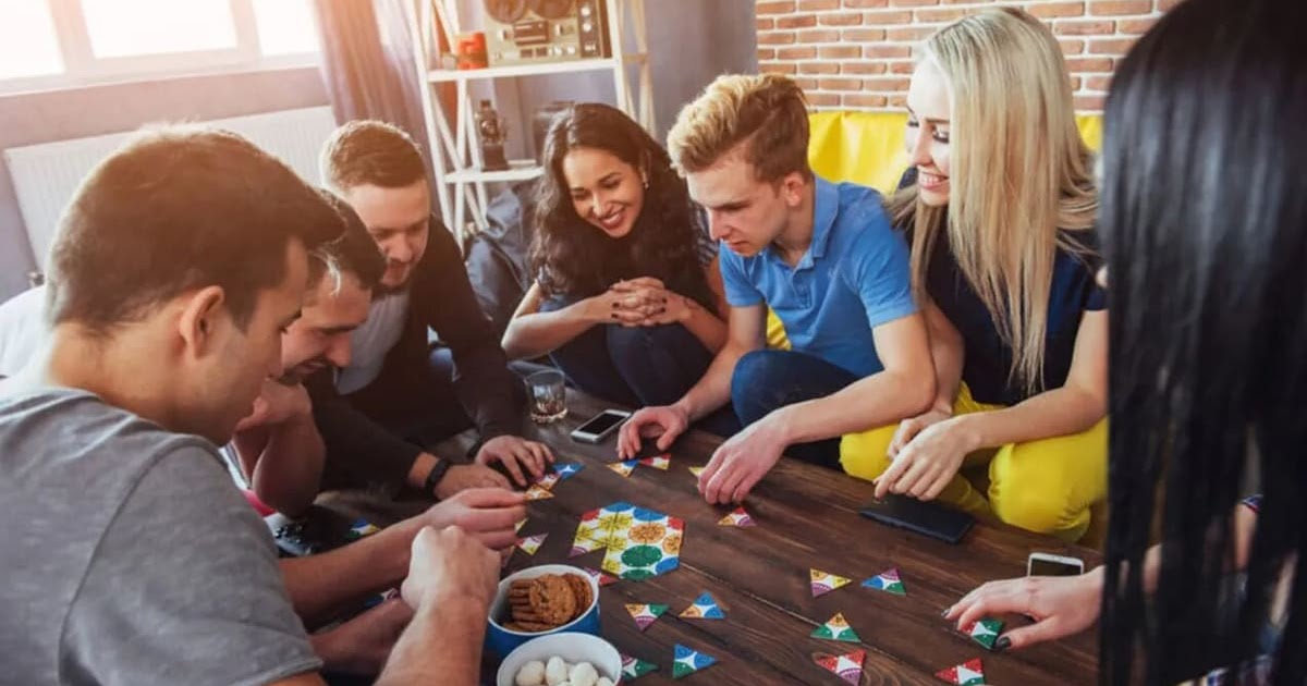 10 idées de jeux pour une soirée entre amis