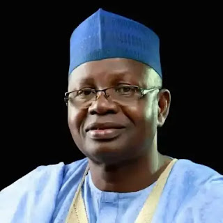 Rikicin jam'iyar APC a jihar Kebbi: Dakatar da Sakataren kudin jam'iya Ali Bature bai karbu ba Inji shugaban jam'iyar Bala Sani Kangiwa Rikicin jam'iyar APC a jihar Kebbi: Dakatar da Sakataren kudin jam'iya Ali Bature bai karbu ba Inji shugaban jam'iyar Bala Sani Kangiwa