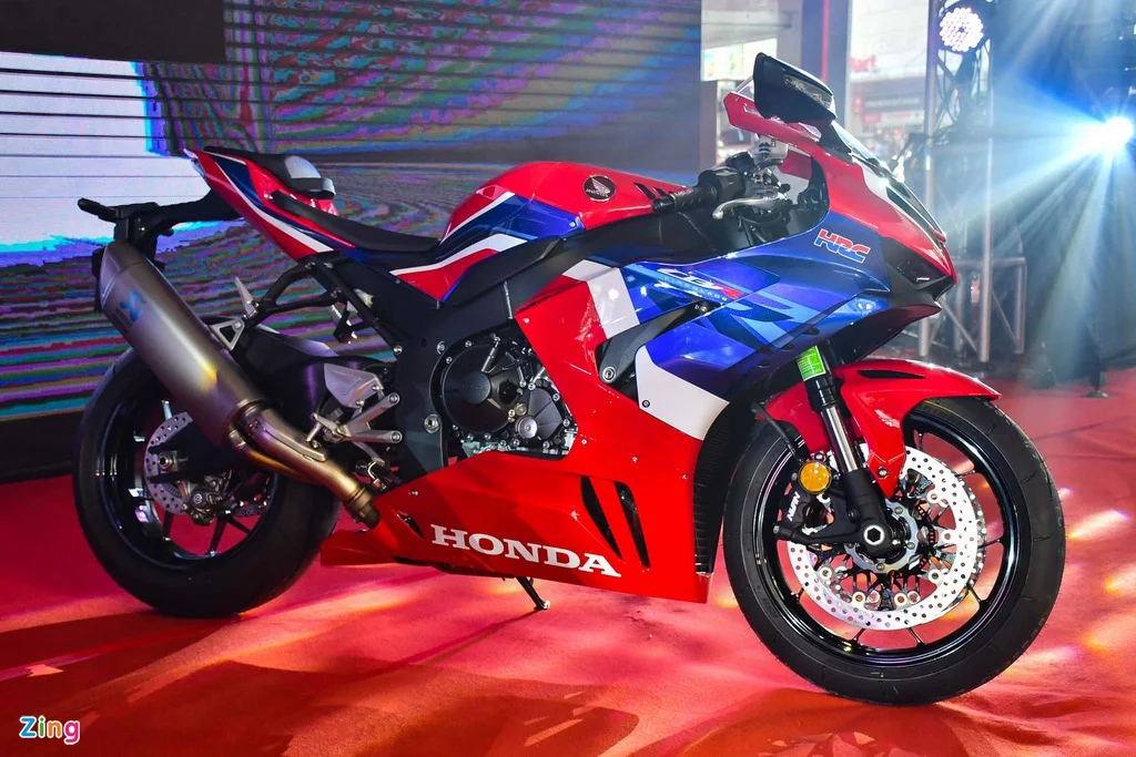 Chi tiết Honda CBR1000RR-R 2020 giá từ 949 triệu tại Việt Nam