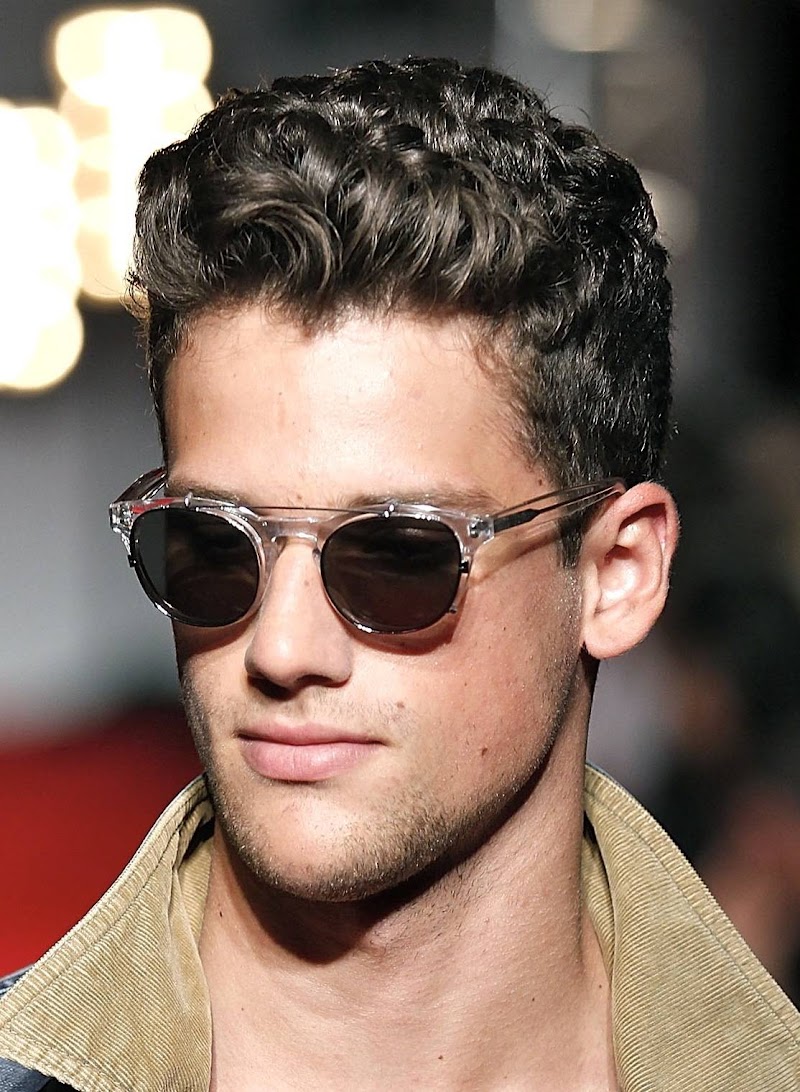 Inspiration 38+ Haircuts For Men With Curly Hair