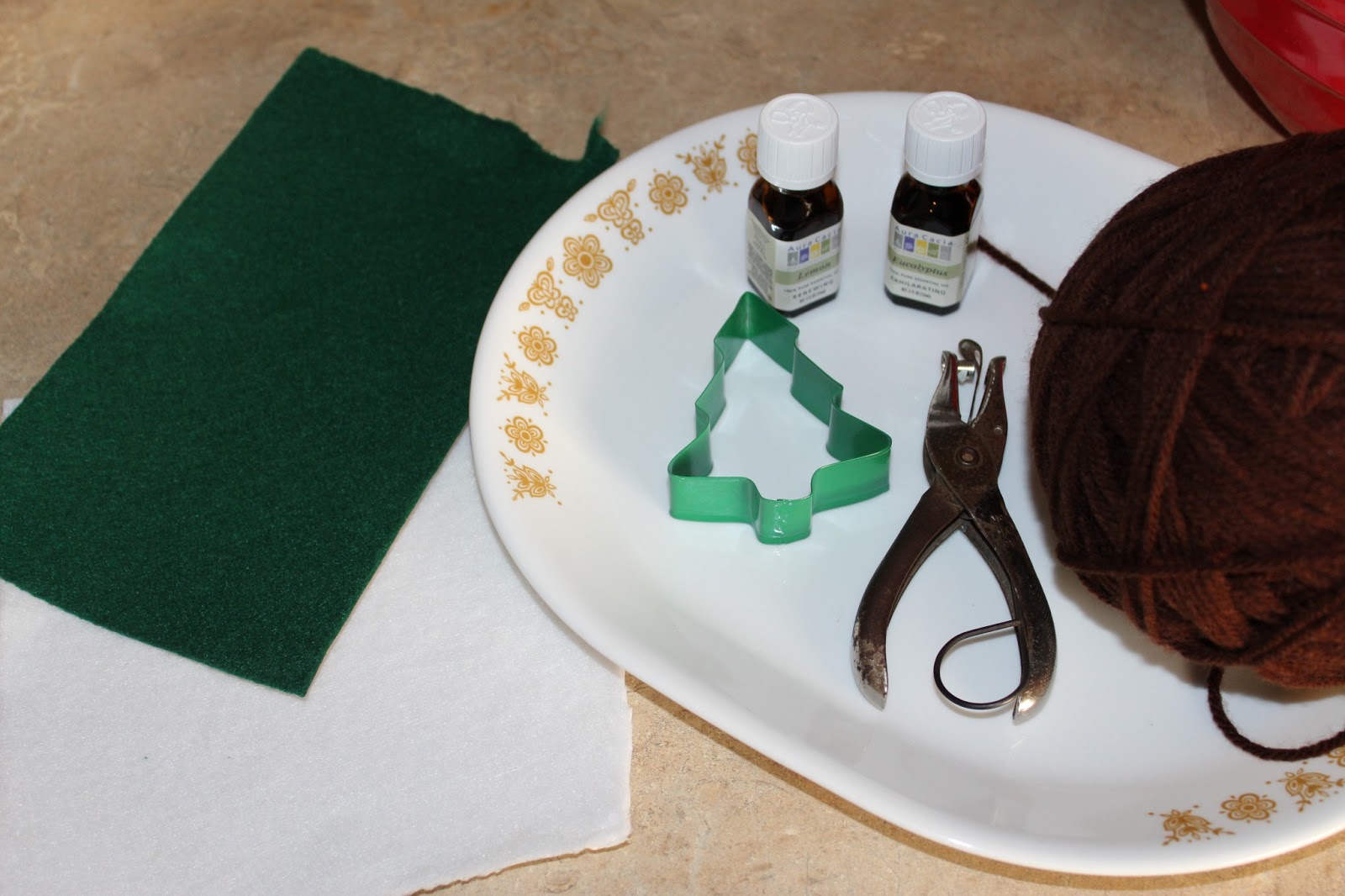 Thrifty Chicky 28 DIY Car Air Fresheners