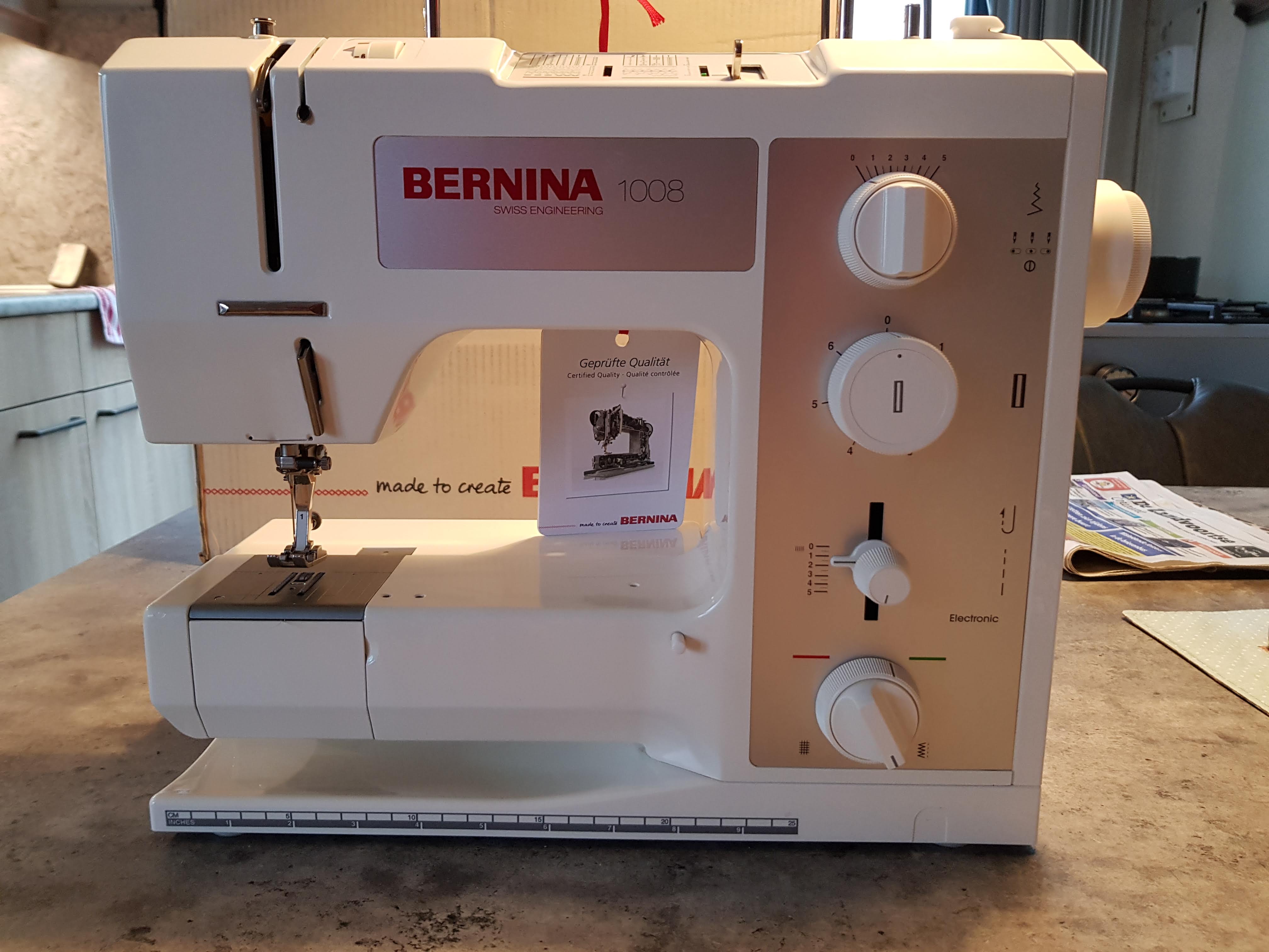 De Gelukkige Naaister Bernina 1008