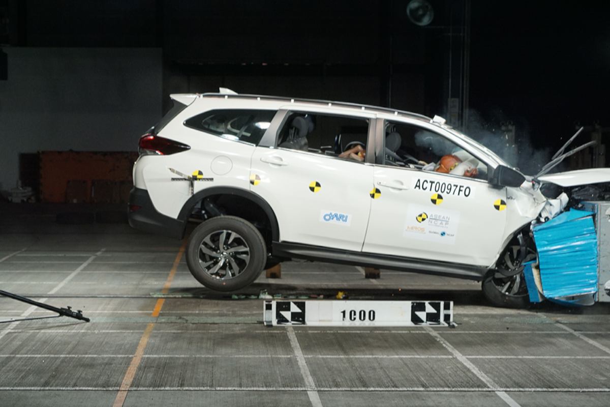 Toyota Rush Beats Mitsubishi Xpander In Safety Rating