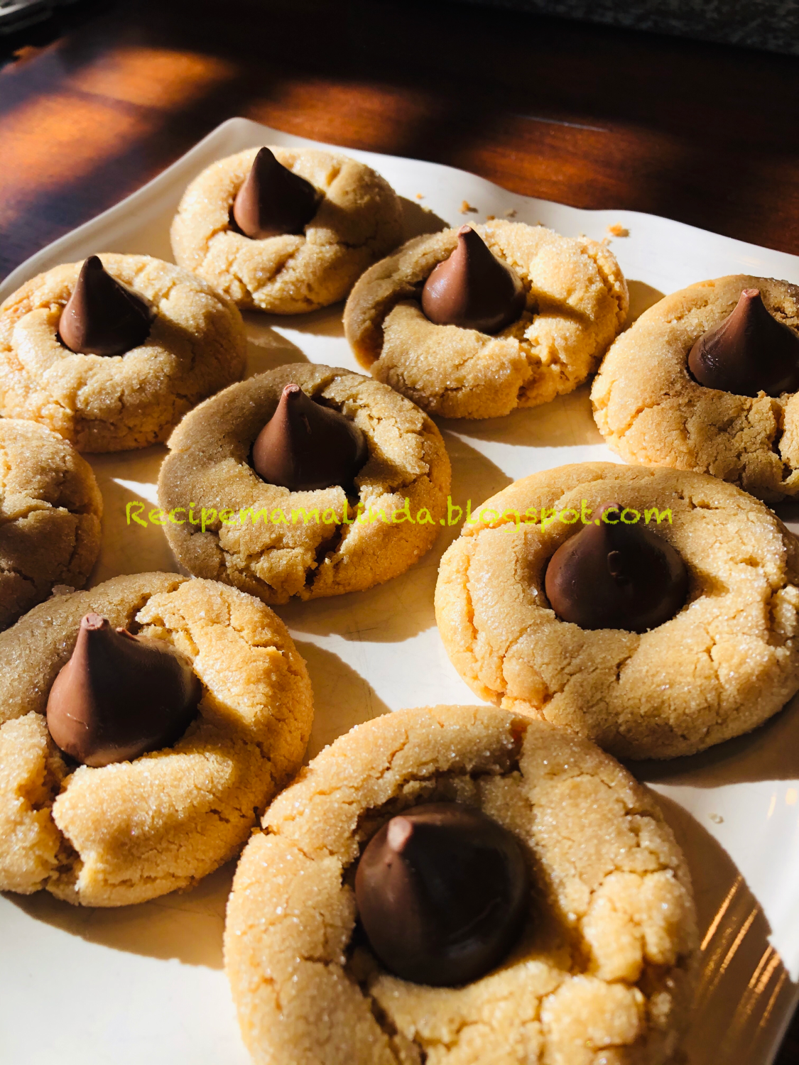 Recipe Momma Peanut butter kisses Cookies