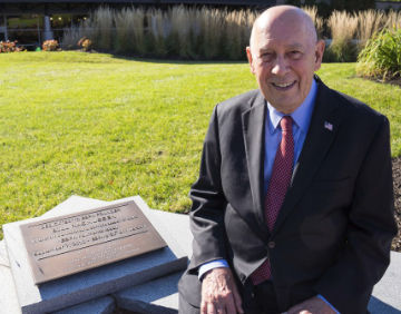 Media Confidential: ESPN Founder Bill Rasmussen Discloses Parkinson&rsquo;s