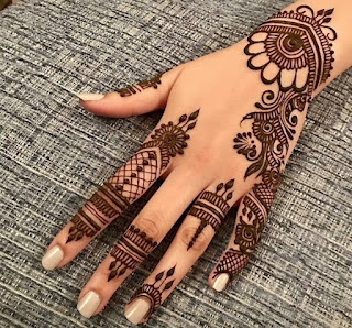 30+ Mehndi designs latest Collection 30+ Mehndi designs latest Collection