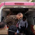 बलिया में बदमाशों ने भाजपा के पूर्व विधायक रामइकबाल सिंह के अधिवक्ता भतीजे को मारी गोली ,एसपी बलिया खुद एम्बुलेंस में लेकर पहुंचे जिला अस्पताल
