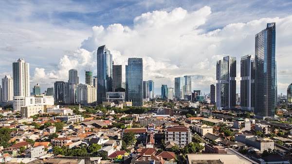 Jakarta Seperti Kampung Karena Demokrasi?