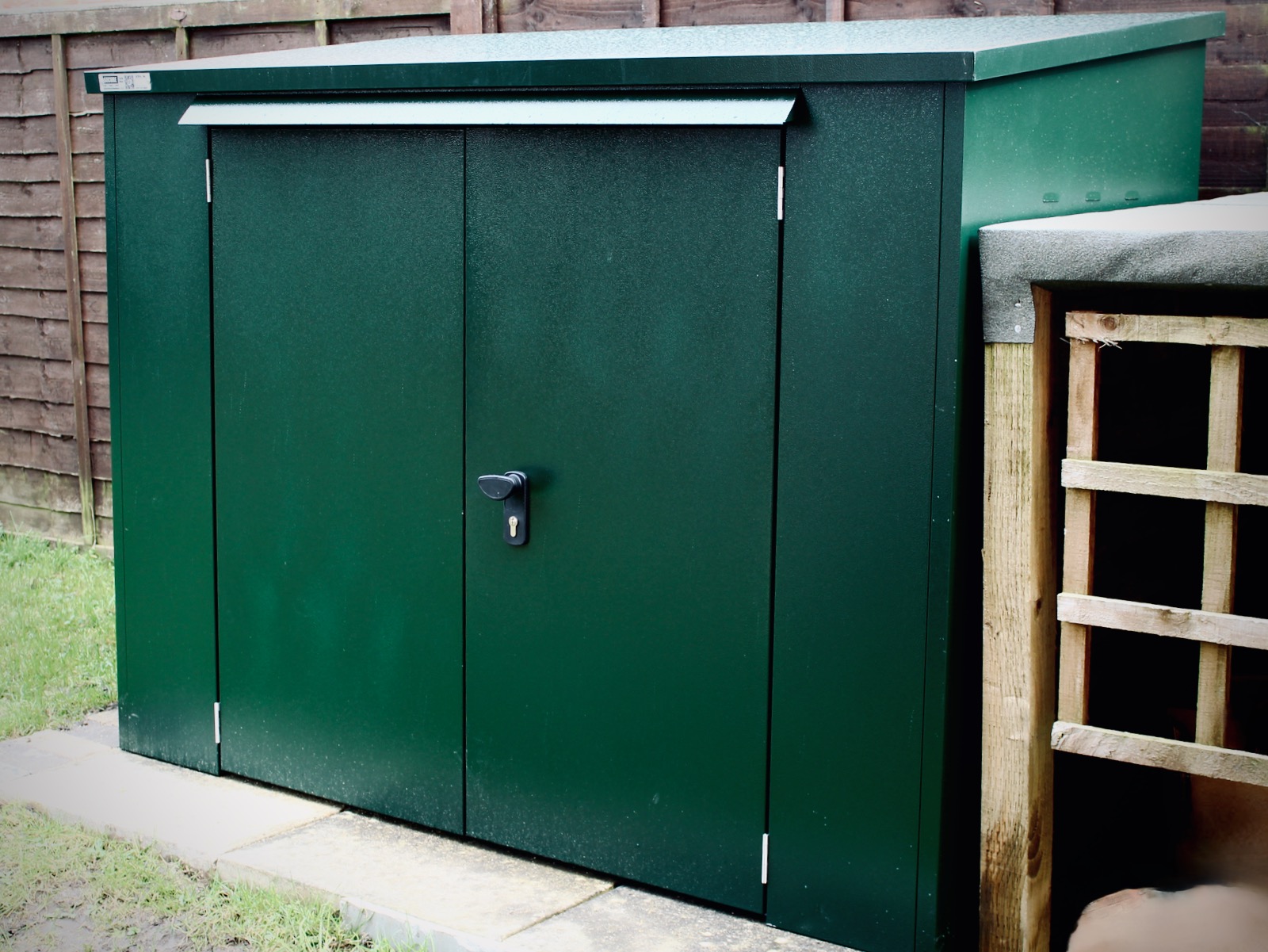 Secure by Design Metal 3 Bike Bunker Locker Storage Review Secure by Design Metal 3 Bike Bunker Locker Storage Review
