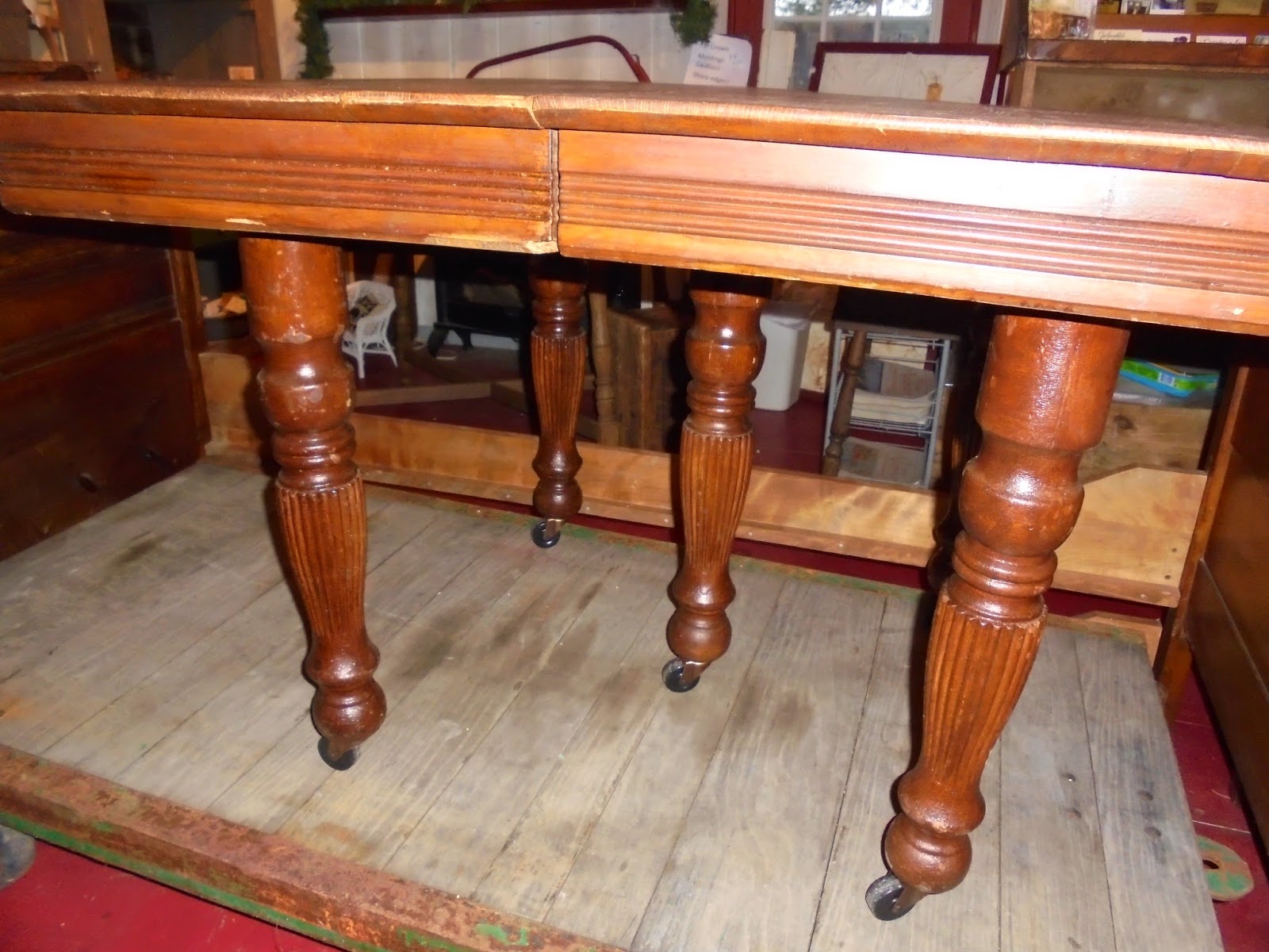Log Cabin Antiques & Gifts Heavy square five legged oak table