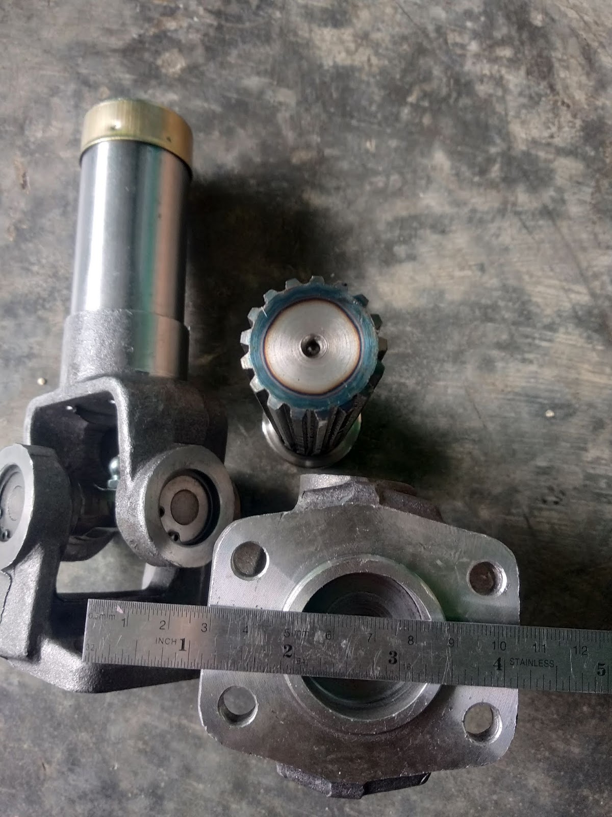 GURAH MESIN BEKASI Jual Cross joint kopel PTO / Drive shaft untuk