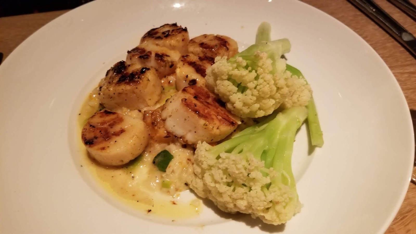 Seasons 52 seafood, steaks, and elegant dining in Troy, MI