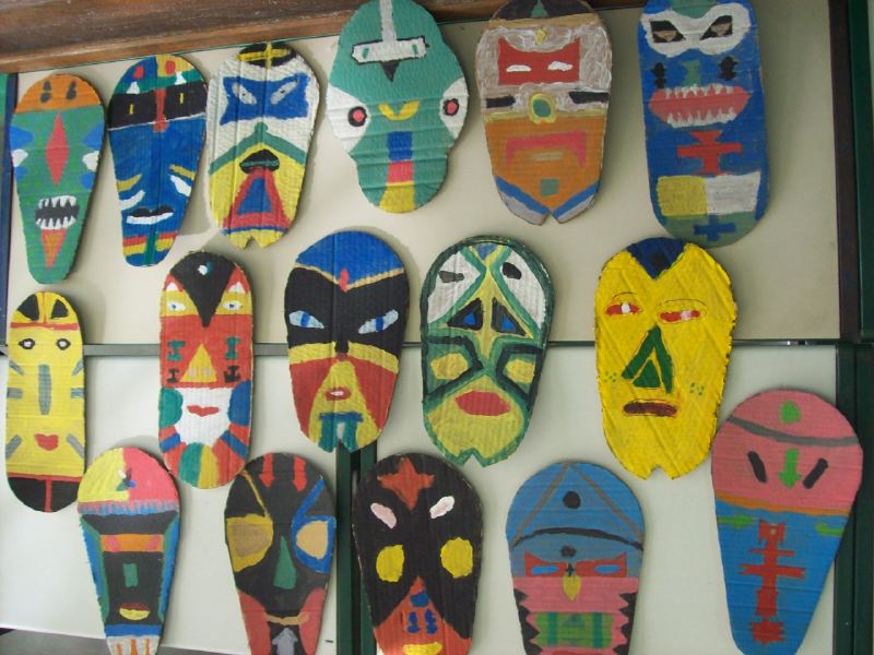 Blog Educativo da Rossita: MASCARAS AFRICANAS - para fazer com os ...