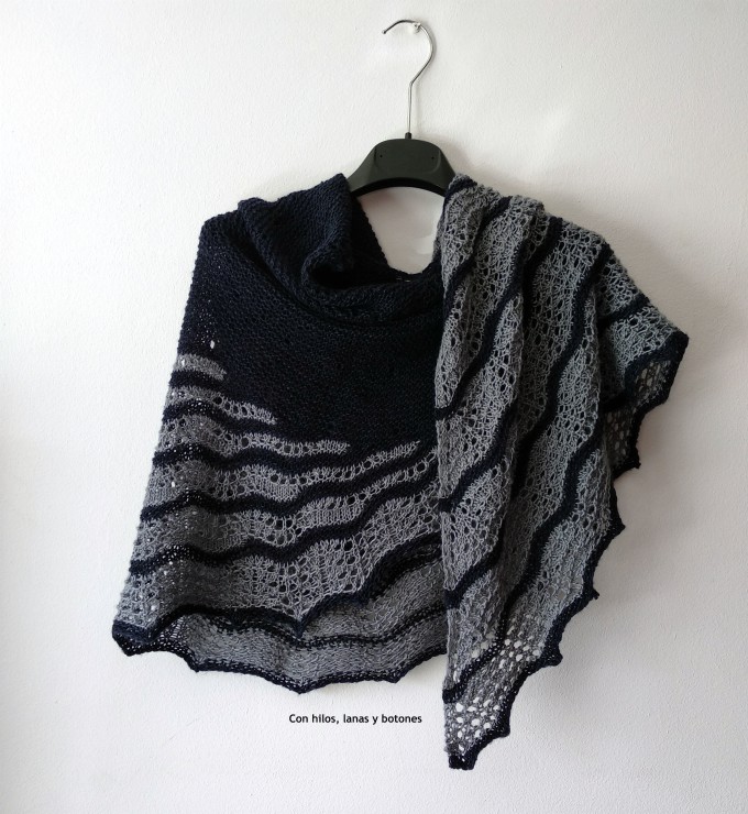 Con hilos, lanas y botones: Good Vibes Shawl