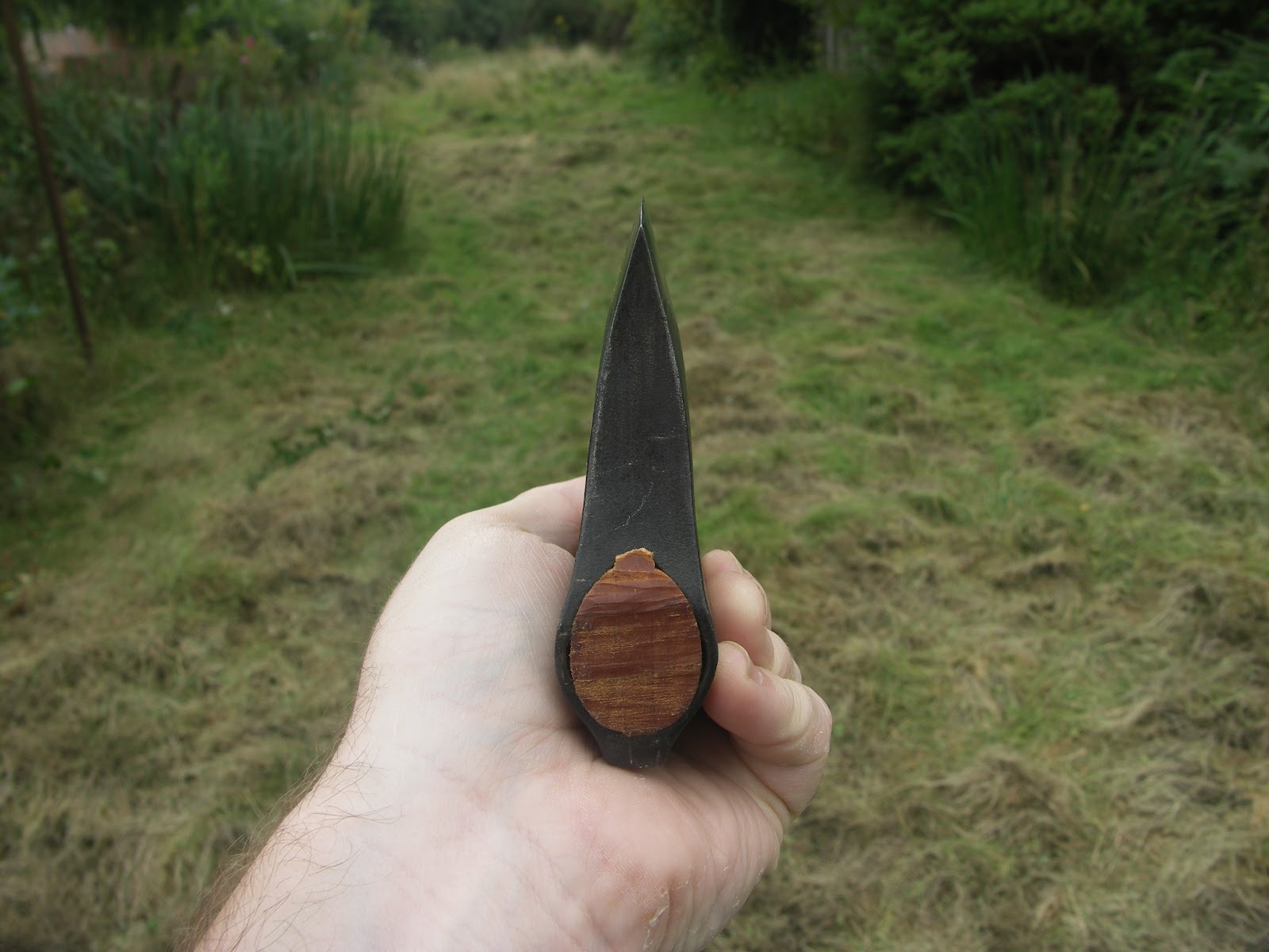 Holt & Heath Wooden Treenware Axe File no.1 Roselli Allround axe