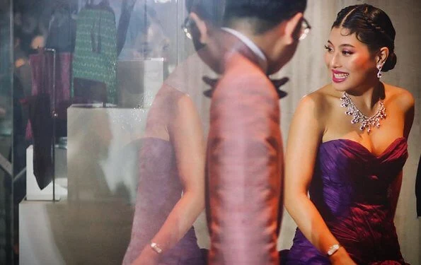 Princess Sirivannavari wore a dark purple Thai silk evening gown designed by herself and which is from her own brand Sirivannavari Bangkok couture