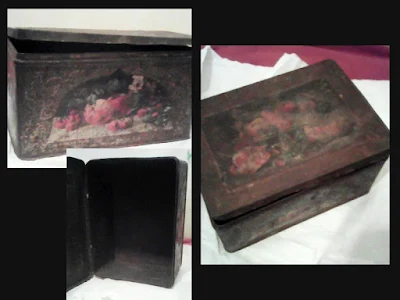cutie vintage din metal, pictata cu fructe, cu vopseaua aproape stearsa