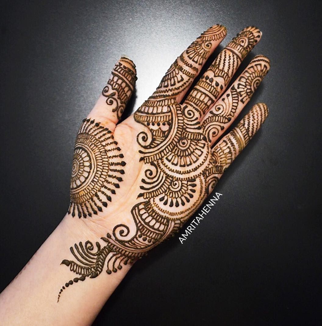 Discover more than 90 simple off hand mehndi design latest - seven.edu.vn