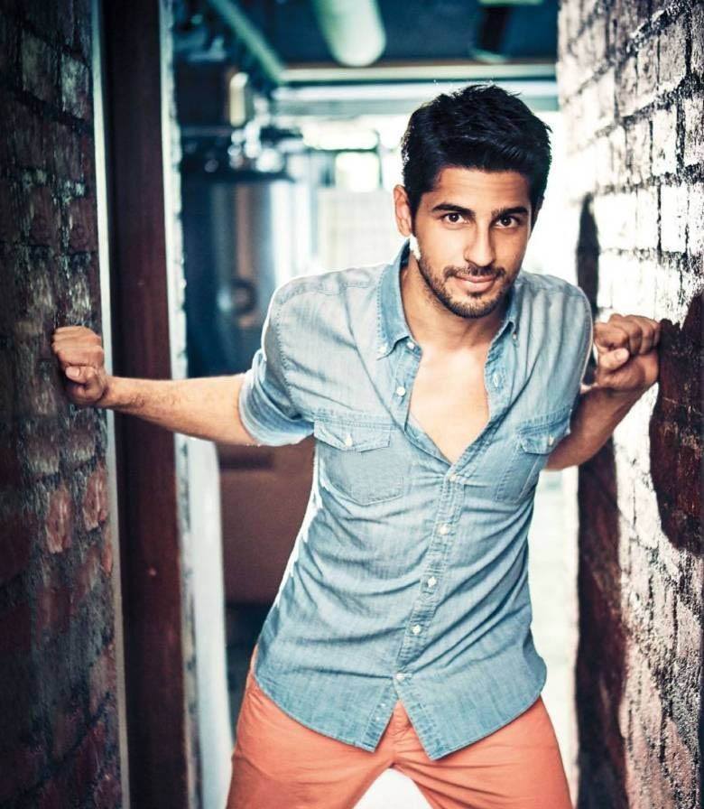 Siddharth Malhotra hot HD Wallpaper and Photo Gallery