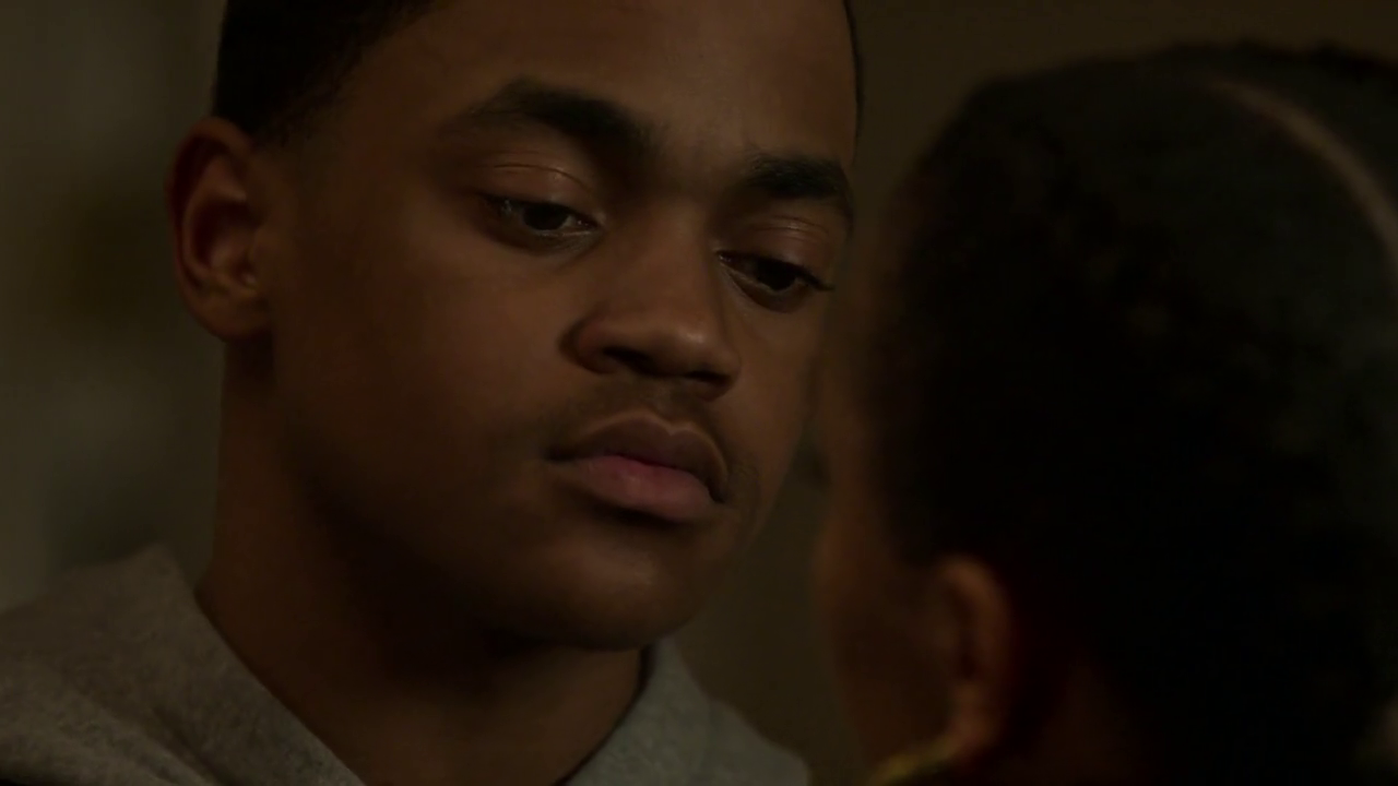 Michael Rainey Jr Films Et Programmes Tv ausCAPS: Michael Rainey Jr. shirtless in Power Book II: Ghost 1-08
