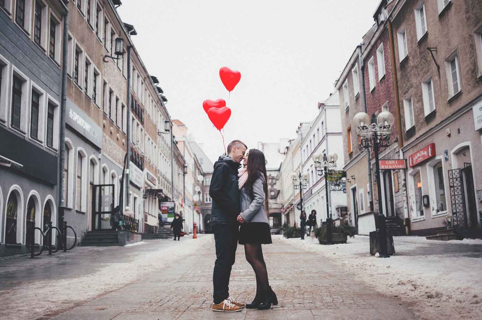 Ways to Make your S.O. Feel SUPER Special on Valentine’s Day