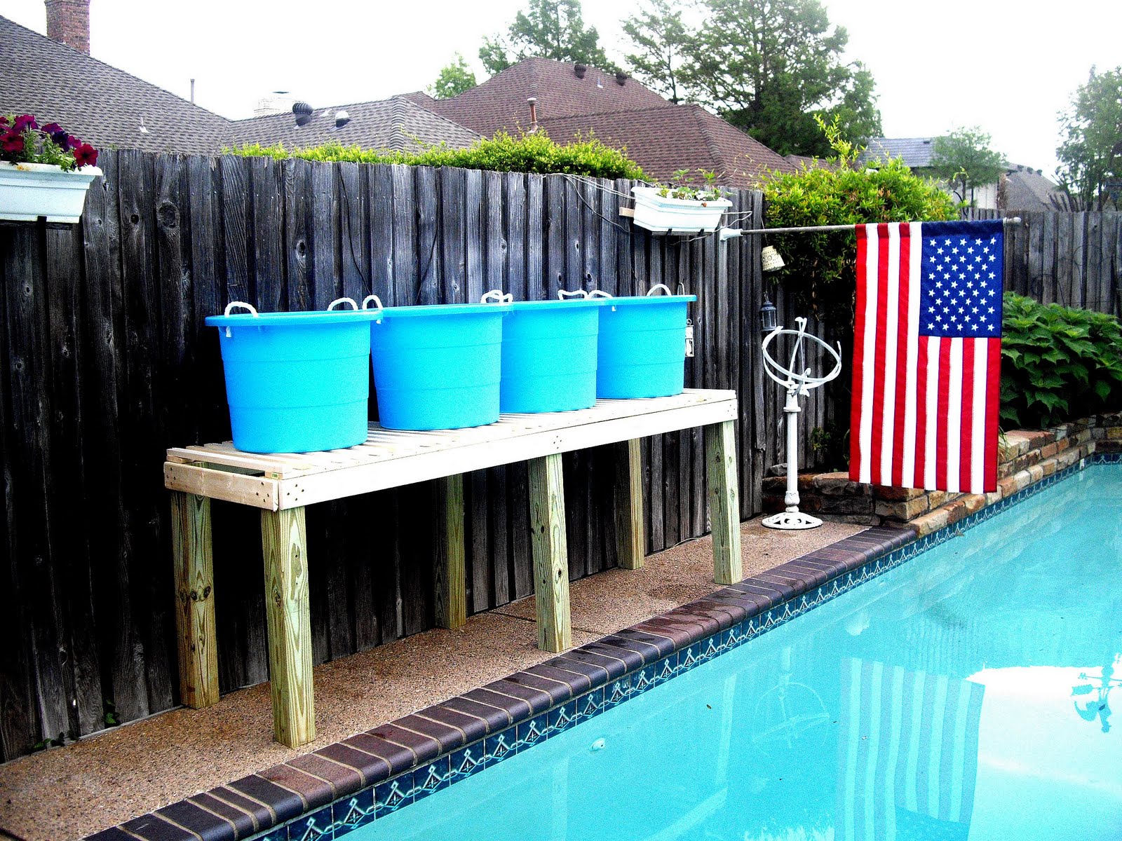 Lulu's Designs: The Container Garden Platform - that I built!!!