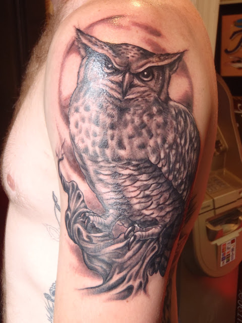 owl tattoo small,owl tattoosimple