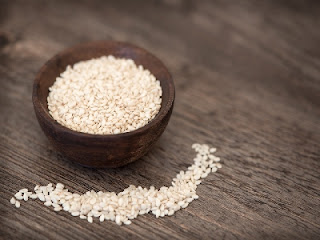 Manufacturers of White sesame seeds in india