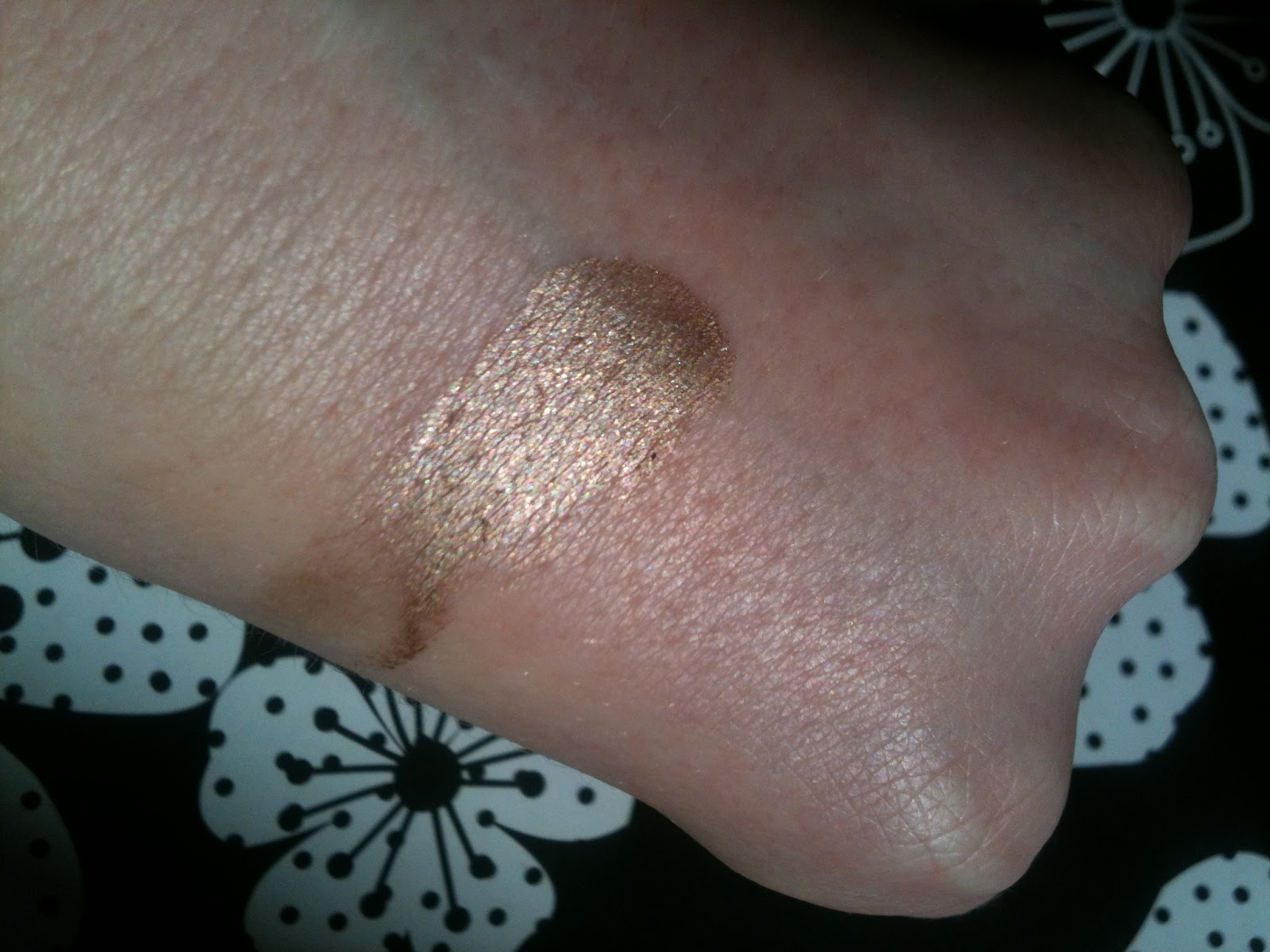 Miss B Benefit Creaseless Cream in Birthday Suit and Eyeshadow in