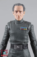 Black Series Grand Moff Tarkin 04