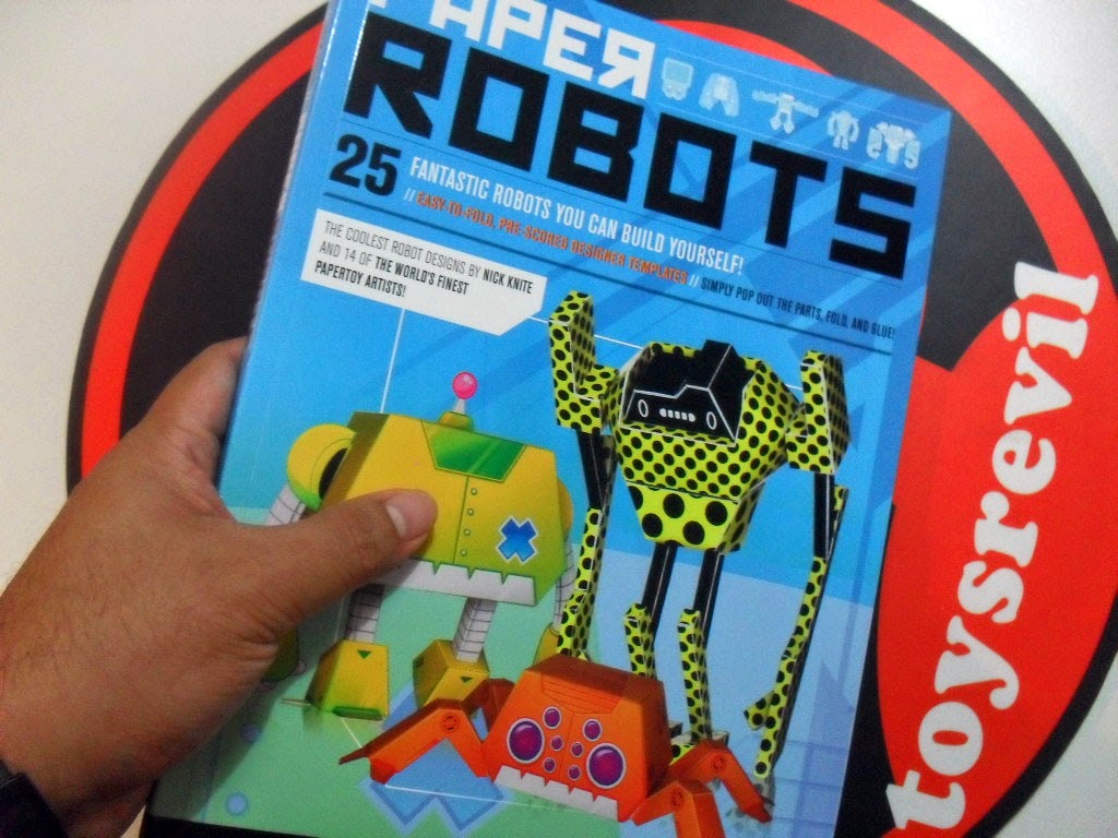 BookReview Paper Robots ("25 fantastic robots you can build yourself")