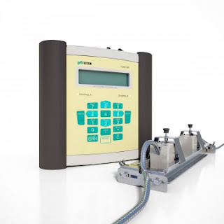 Portable ultrasonic flow meter with clamp on transducer