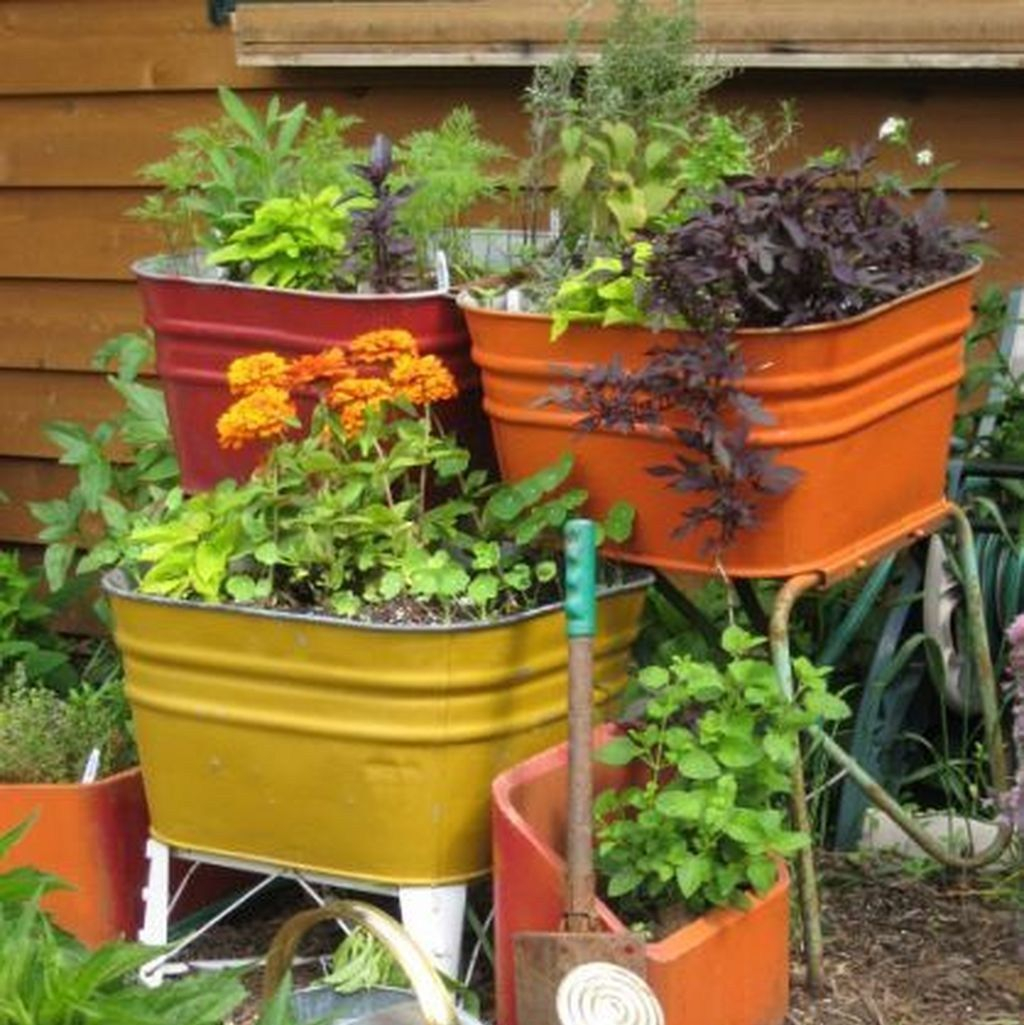 35+ Awesome Garden Tub Decorating Ideas