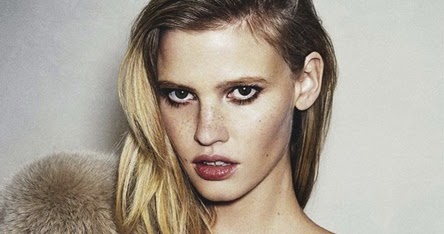 Artis Top Dunia : [Foto Unik] Inilah 10 Model Tercantik dan Seksi