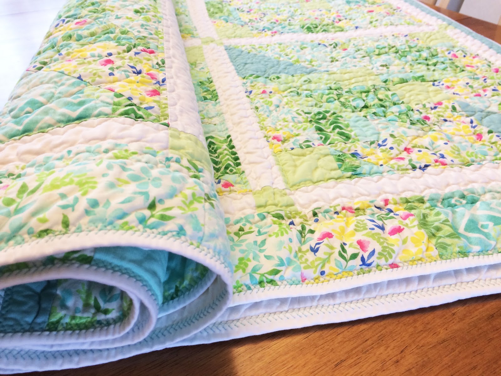 Fluffy Puppy Quilt Works Petals in the Wind Quilt