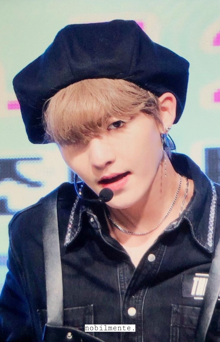 형들 곤란하게 만드는 아이돌 막내 사복.jpgif | 인스티즈