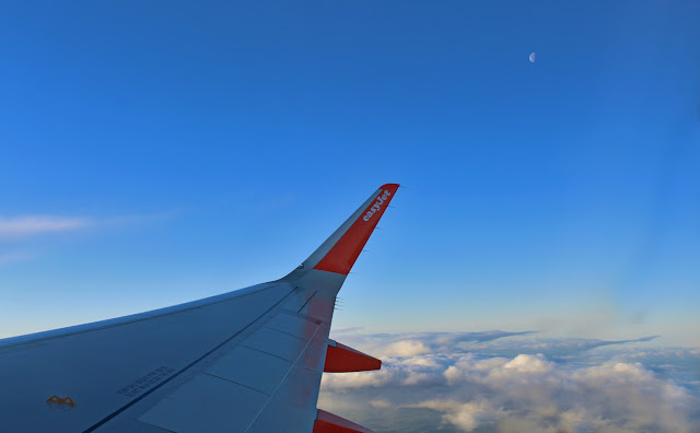 The Butterfly Balcony - Wendy's Week Liverpool to Amsterdam - Easy Jet Flight from Liverpool To Amsterdam the beautiful blue