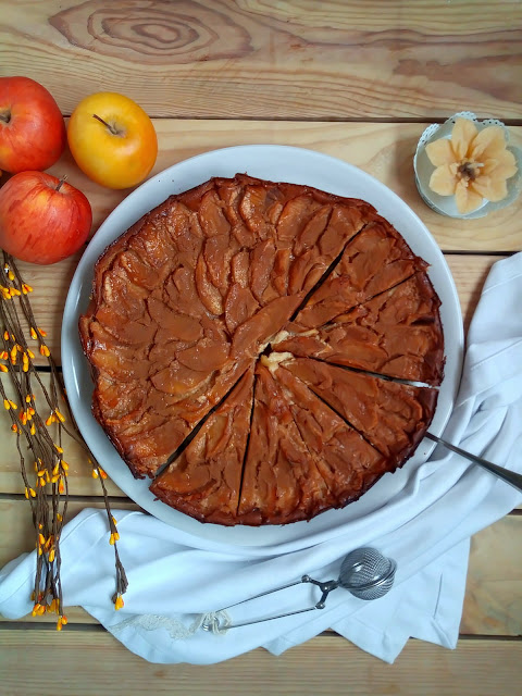 Receta de tarta flan de manzana, canela, postre, merienda, pastel, fácil, rico, con horno, Cuca