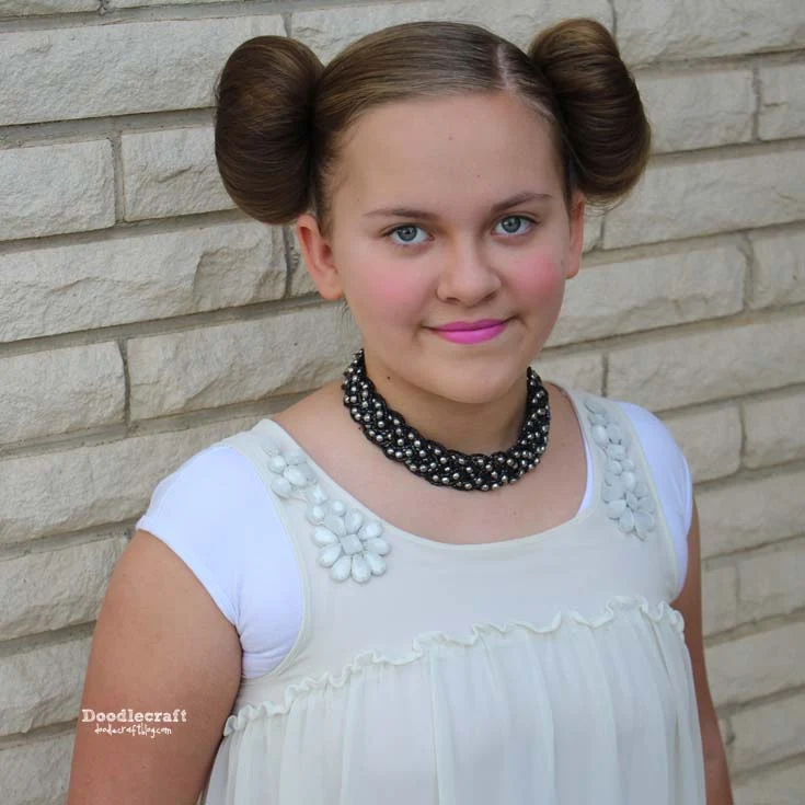 How to style the perfect Princess Leia from Star Wars side buns. Perfect for a simple cosplay or Halloween costume.