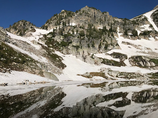 Amphitheater Lake