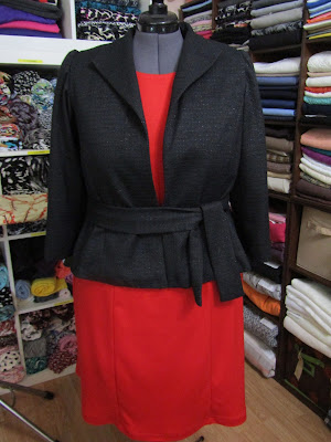 Simplicity 7106 Cherry Red Ponte Knit Princess Seam Sheath Dress www.sewplus.blogspot.com